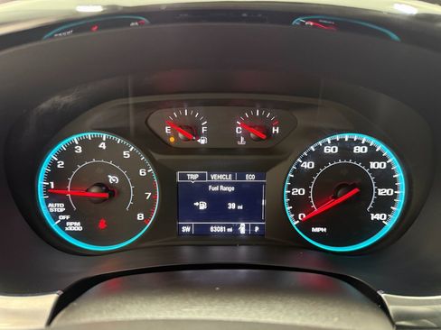 Used 2021 Chevrolet Traverse LS image 19