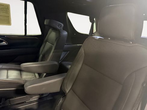 Used 2023 Chevrolet Tahoe High Country RWD image 14
