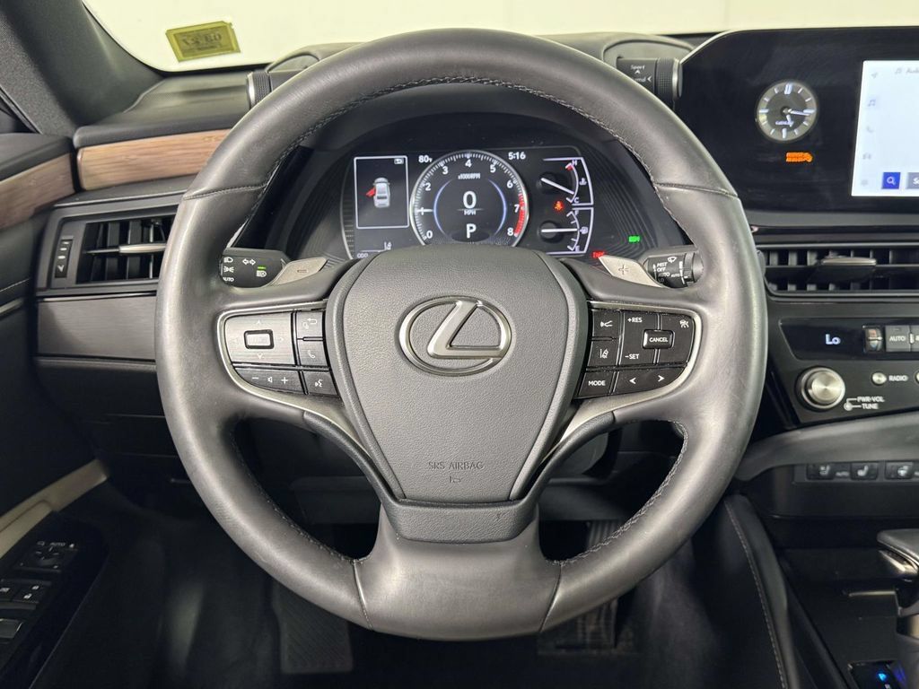 Used 2024 Lexus ES 350 w/ Premium Package FWD image 19