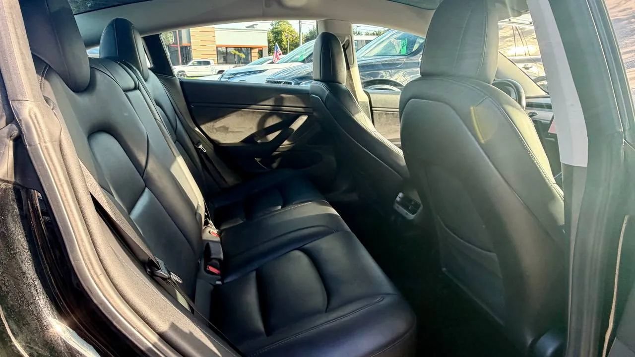 Used 2019 Tesla Model 3 Long Range AWD/4WD image 11