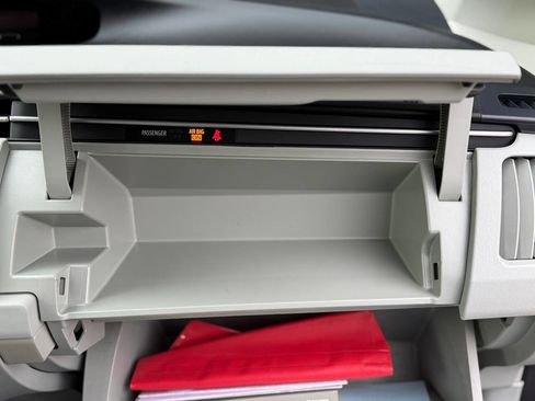 Used 2012 Toyota Prius Two image 67