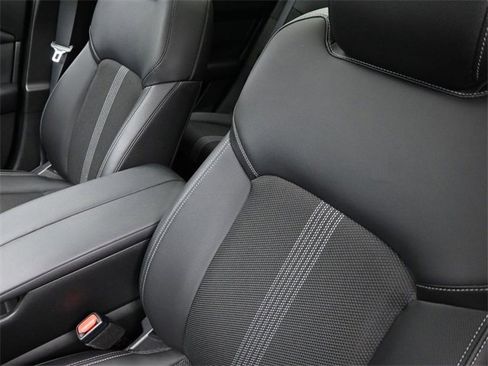 Used 2023 MAZDA CX-50 2.5 S w/ Cargo Package image 18