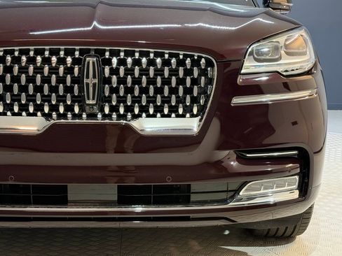 Used 2023 Lincoln Aviator Black Label image 11
