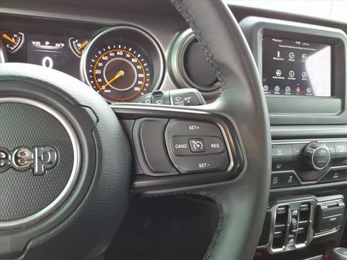 Used 2023 Jeep Wrangler Unlimited Sport AWD/4WD image 19