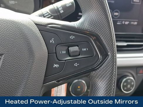 Used 2024 Chevrolet Trax LS w/ LS Convenience Package FWD image 8