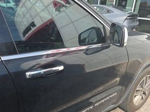 Used 2020 Jeep Grand Cherokee Limited RWD image 8