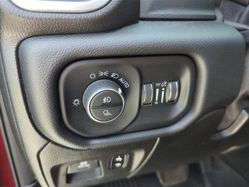 Used 2019 RAM 1500 Big Horn image 22