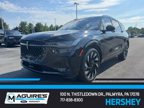 Used 2024 Lincoln Nautilus Reserve w/ Jet Appearance Package (87T) AWD/4WD image 1