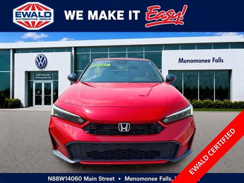 Used 2025 Honda Civic Sport Touring image 2