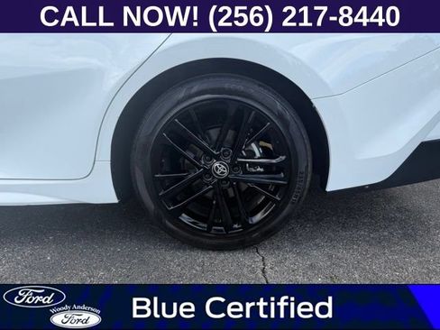 Used 2025 Toyota Camry SE FWD image 8