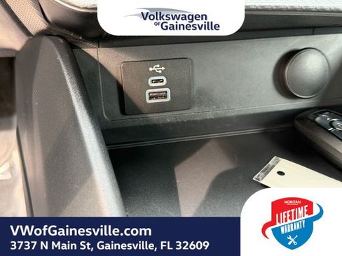 Used 2024 Ford Mustang Coupe RWD image 28