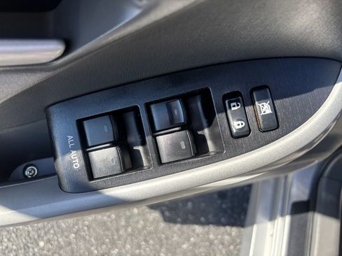 Used 2011 Toyota Prius Two image 14