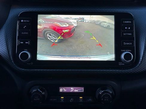 Used 2022 Nissan Kicks SV image 13