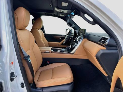 New 2026 Lexus LX 700h Luxury AWD/4WD image 16
