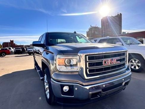 Used 2015 GMC Sierra 1500 SLT w/ SLT Crew Cab Value Package AWD/4WD image 3