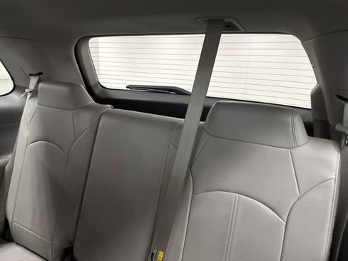 Used 2017 GMC Acadia Limited SLT image 18