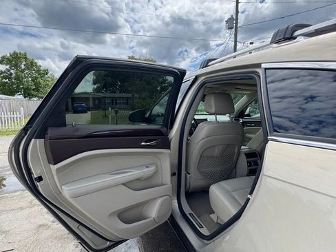 Used 2010 Cadillac SRX Luxury FWD image 15