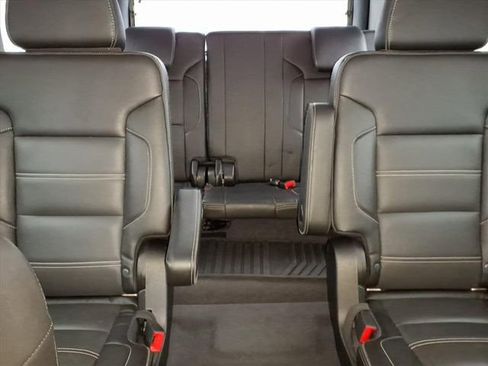 Used 2020 GMC Yukon Denali w/ Denali Ultimate Package image 11