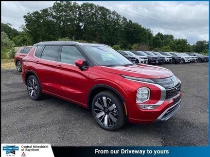 New 2025 Mitsubishi Outlander AWD