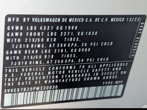 Used 2023 Volkswagen Taos SE w/ Panoramic Sunroof Package FWD image 28