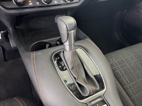 Used 2024 Honda HR-V Sport image 16