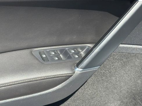 Used 2018 Volkswagen Golf SEL FWD image 15