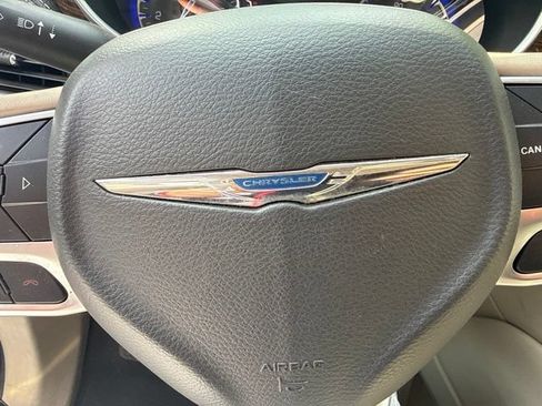 Used 2021 Chrysler Pacifica Limited w/ Premium & Safety Sphere Group AWD/4WD image 14