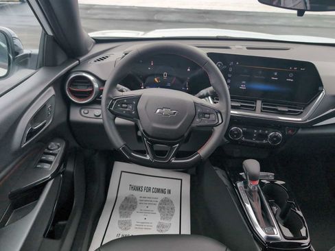 New 2026 Chevrolet Trax RS FWD image 10