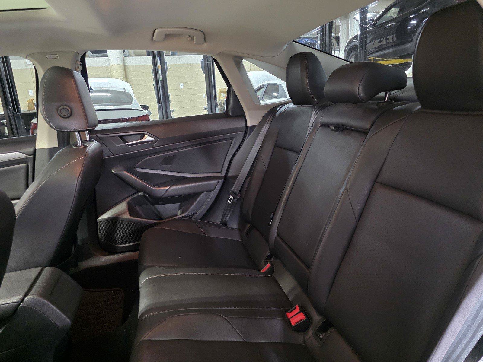 Used 2019 Volkswagen Jetta SE FWD image 11