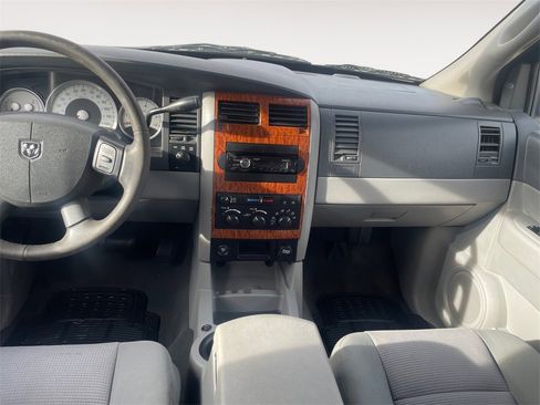 Used 2007 Dodge Durango SLT image 11