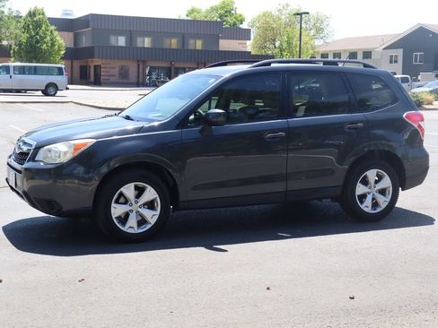 Used 2015 Subaru Forester 2.5i Premium AWD/4WD image 10