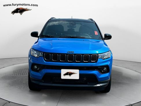 New 2025 Jeep Compass Limited w/ Sun & Sound Group AWD/4WD image 9