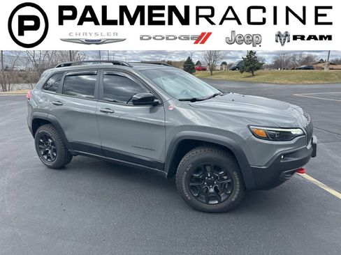 Used 2022 Jeep Cherokee Trailhawk w/ Sun, Sound & Nav Group image 1