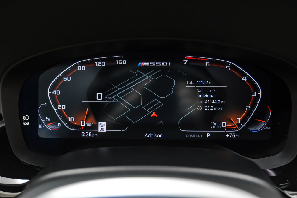 Used 2023 BMW M550i xDrive w/ Executive Package AWD/4WD image 21