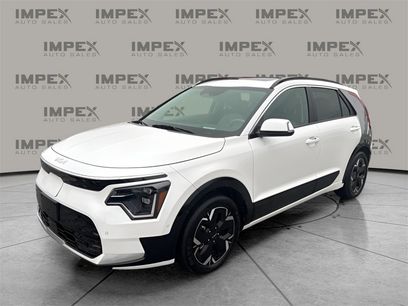 Used 2023 Kia Niro Wave w/ Wave Preserve Package