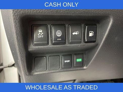 Used 2019 Nissan Rogue SV image 28