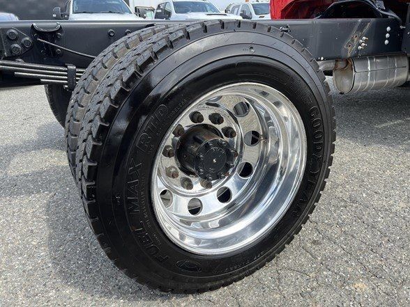 Used 2021 Ford F650 2WD Crew Cab Super Duty image 28