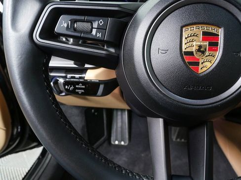 Certified 2021 Porsche 911 Carrera 4 image 10