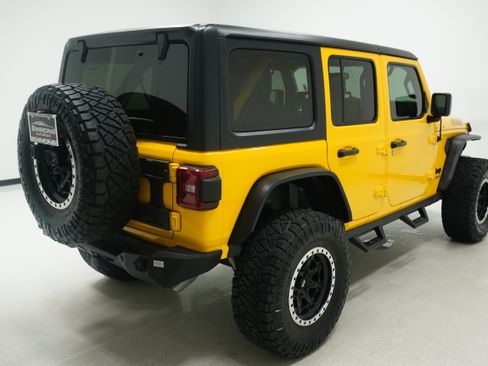 Used 2021 Jeep Wrangler Unlimited Sport AWD/4WD image 4