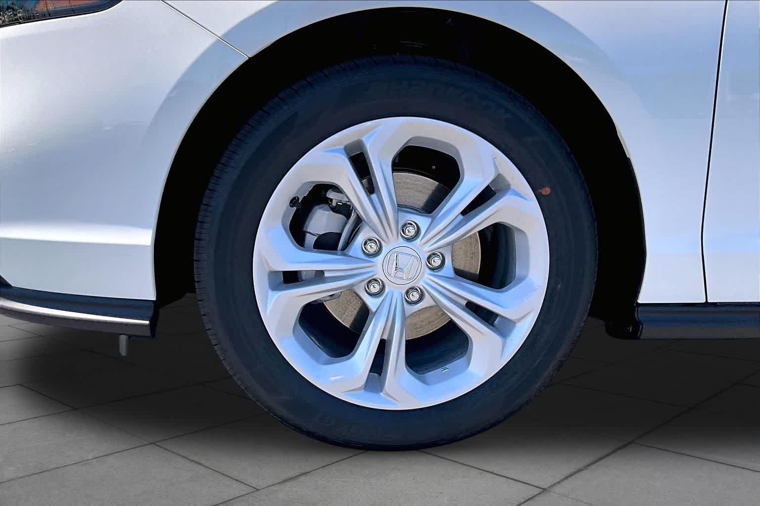 New 2026 Honda Accord LX image 11