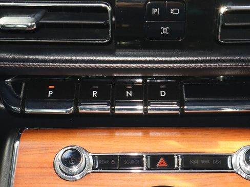 Used 2020 Lincoln Aviator Reserve w/ Equipment Group 201A image 26