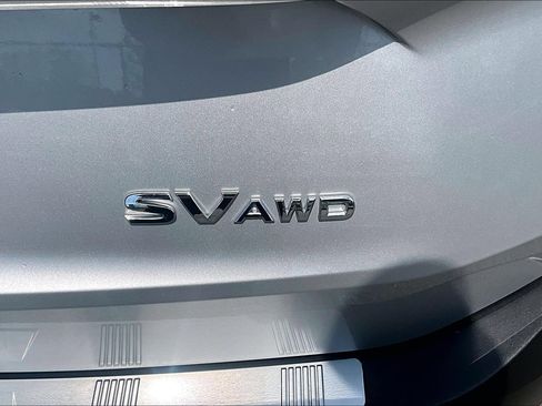 Used 2023 Nissan Rogue SV AWD/4WD image 7