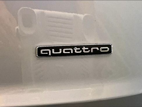 Certified 2026 Audi Q7 2.0T Premium Plus AWD/4WD image 10