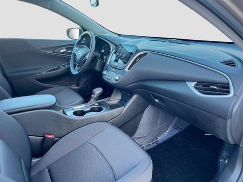 Used 2025 Chevrolet Malibu RS image 26