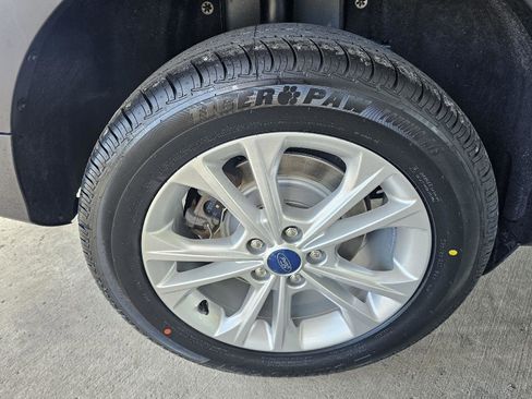 Used 2018 Ford Escape SEL image 10