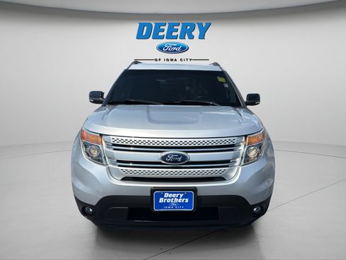 Used 2014 Ford Explorer XLT AWD/4WD image 9