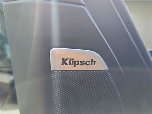 New 2025 Nissan Armada SL w/ Captain's Chari Seat Package image 13