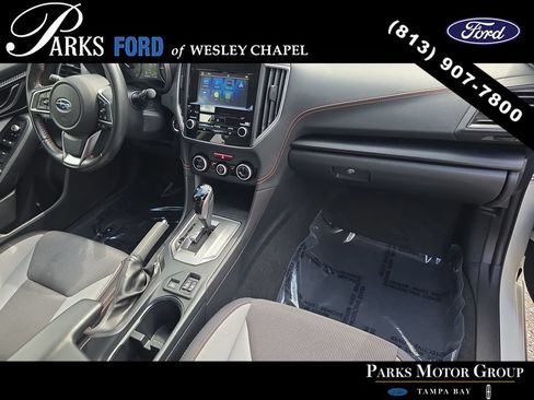 Used 2021 Subaru Crosstrek 2.0i Premium w/ Moonroof Package AWD/4WD image 9
