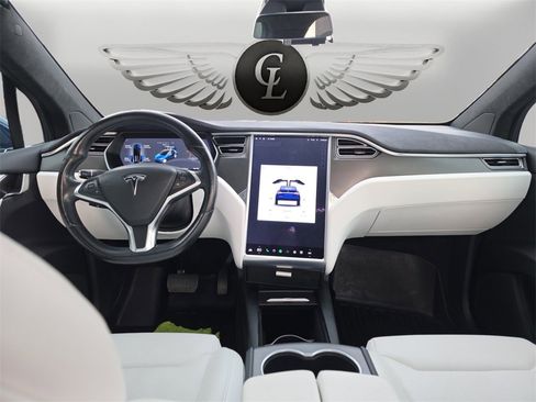 Used 2017 Tesla Model X 90D image 11