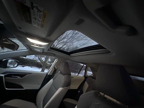 Used 2024 Toyota RAV4 XLE image 13